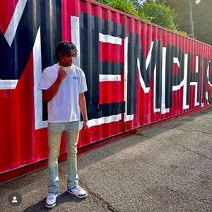 Mnml stacked jeans SIZE 32